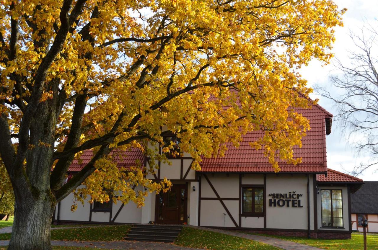 Hotel Senlici Jelgava Exterior foto